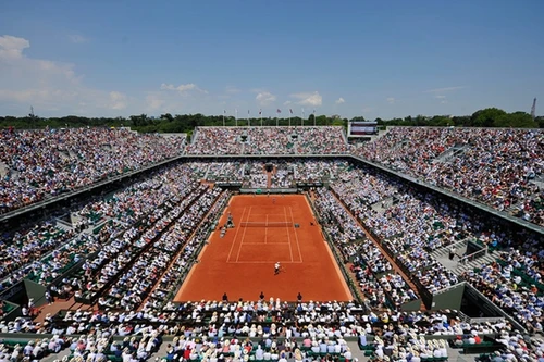 Pháp mở rộng "bơm" thêm tiền thưởng