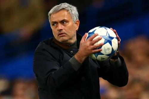 Mourinho dẫn dắt đội tuyển các ngôi sao của Anh
