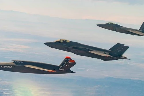 Phi đội 1.000 UAV trợ chiến cho tiêm kích tàng hình đang được Mỹ tính đến