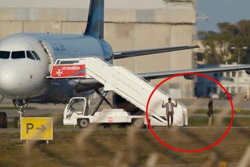 Malta bắt giữ hai kẻ không tặc dọa cho nổ tung máy bay chở 118 người