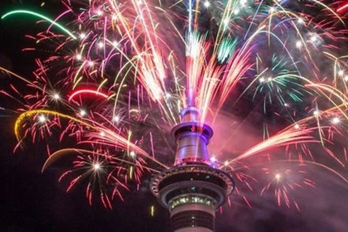 Thế giới hào hứng chào đón năm 2017