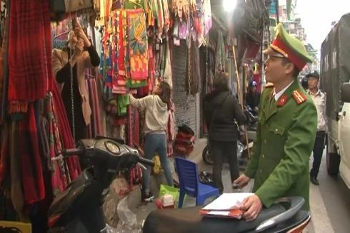 Trả lại vỉa hè, hành lang giao thông cho người dân