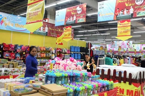 1.500 mặt hàng giảm giá đến 49%