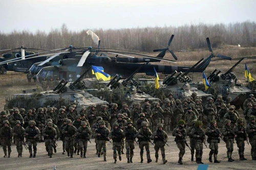 Danh sách ‘dài dằng dặc’ các loại vũ khí mà Mỹ và phương Tây chuyển cho Ukraine