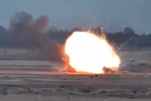 Armenia phá hủy đoàn xe chở đạn dược của Azerbaijan ở Karabakh