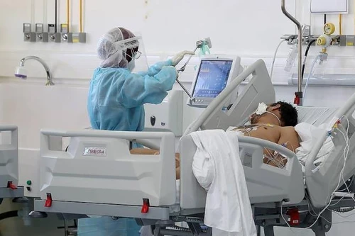 Brazil ghi nhận gần 57.000 ca mắc Covid-19 trong 24 giờ qua