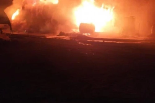 UAV Nga tấn công phá hủy kho dầu lớn nhất của phiến binh ở Tây Bắc Syria?