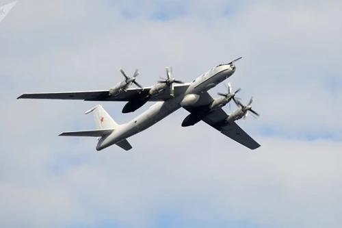 Các chiến đấu cơ NATO chặn 10 máy bay Tu-142 Nga ở một số vùng biển