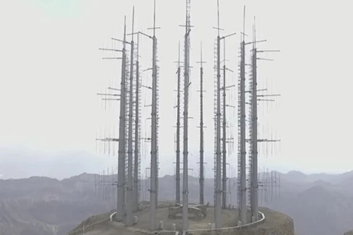 Phòng không Iran trực chiến sau khi máy bay B-52 Mỹ vào khu vực