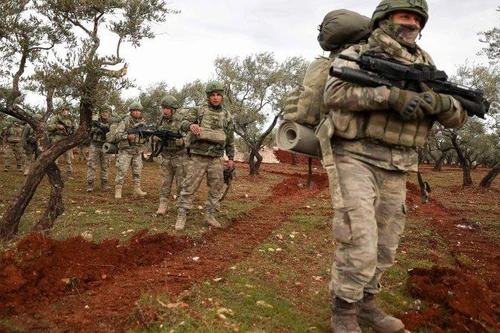 Nga quan ngại khi Thổ Nhĩ Kỳ triển khai quân tiếp viện tới Bắc Raqqa