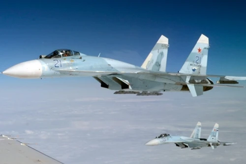 Phi công Mỹ e ngại về hành động ‘không đúng mực’ của chiến đấu cơ Nga