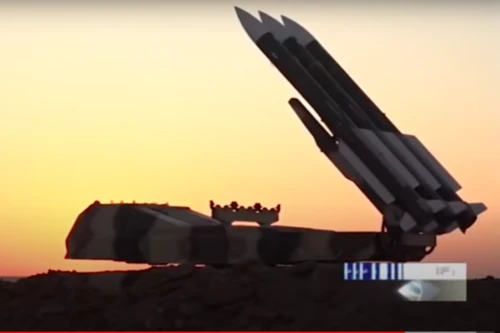 [ẢNH] Iran bắt đầu đưa các bệ phóng tên lửa đến Syria, sẵn sàng trả đũa Israel 