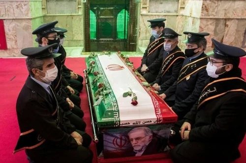 Iran yêu cầu Interpol bắt giữ 4 nghi phạm ám sát nhà khoa học hạt nhân