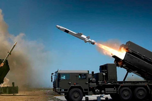 Ukraine nhận tên lửa ‘sát thủ’ phương Tây, chiến đấu cơ Nga lâm nguy