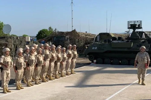 Sắp xảy ra đối đầu giữa quân đội Nga và Iran ở Homs, Syria?