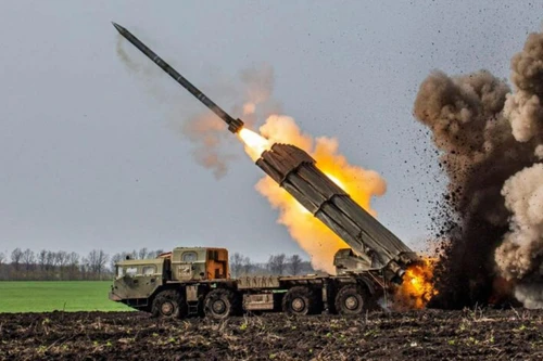 BM-30 Smerch Nga lập đại công, diệt S-300 Ukraine?