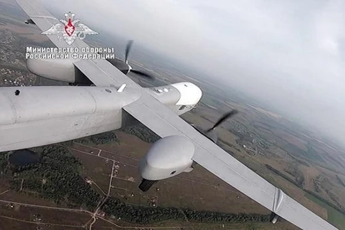 Chiến sự Nga-Ukraine: UAV Nga chờ Ukraine chất đầy kho đạn rồi mới tấn công hủy diệt