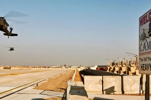 Căn cứ quân sự của Mỹ ở Iraq bị tấn công tên lửa