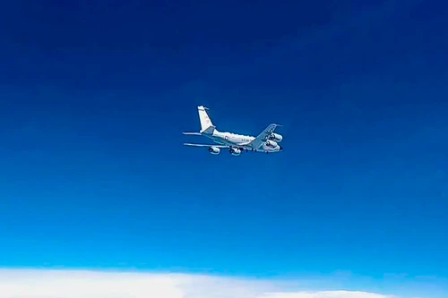 Các radar Nga phát hiện hơn 30 máy bay nước ngoài do thám gần biên giới