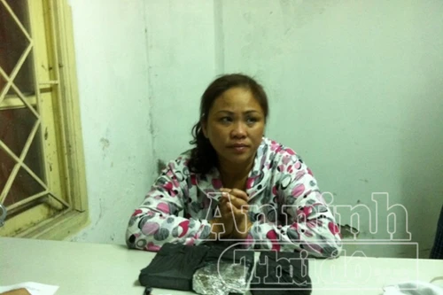 Bị bắt khi vận chuyển 3 bánh heroin, "nữ quái" hoảng loạn