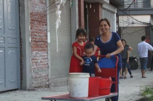 Người dân Thủ đô khắc khoải đợi nước sạch