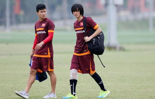 HLV Hữu Thắng: "Cơ hội ra sân đá AFF Cup của Tuấn Anh là 60-40"