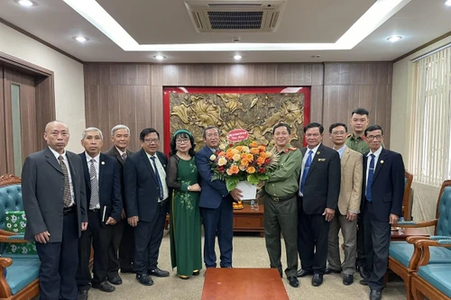 Đoàn Tân Ban thường trực Giáo hội Báp tít Việt Nam chào xã giao Công an Hà Nội