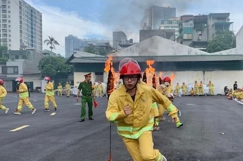 Hơn 100 đội viên cơ sở tham gia hội thao nghiệp vụ chữa cháy, cứu nạn, cứu hộ 