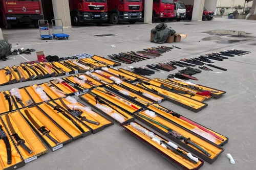 Phá đường dây liên tỉnh mua bán cực lớn vũ khí thô sơ, công cụ hỗ trợ