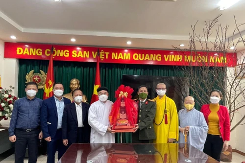 Đánh giá cao vai trò của chức sắc, tín đồ các tôn giáo trong công tác đảm bảo ANTT