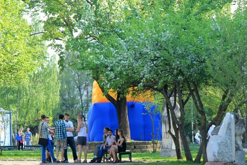 Đến Smolensk ngắm hoa Anh Đào