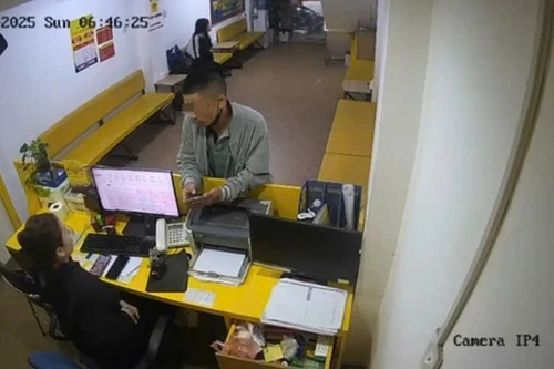 Nữ sinh Nghệ An mất tích bí ẩn, được người đàn ông lạ mua vé xe ra Hà Nội