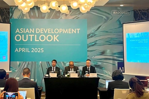 ADB: Việt Nam còn dư địa kích thích tăng trưởng 