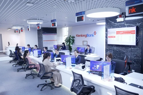 Cảnh báo một số tồn tại, hạn chế tại một ngân hàng thương mại cổ phần