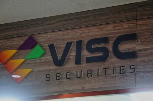 Chứng khoán VIG bị phạt nặng, đình chỉ giao dịch 2 tháng