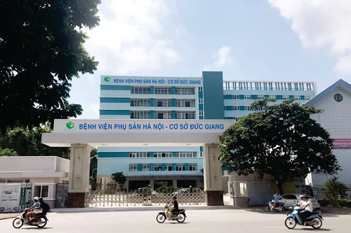 Ngân hàng rao bán bệnh viện phụ sản để thu hồi nợ xấu