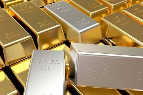 Bạc đang lấn lướt vàng trong cuộc cạnh tranh tìm kiếm dòng tiền trú ẩn?