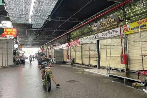 Hộ kinh doanh tại Hà Nội đóng cửa vì lo sợ hàng giả, không phải do chính sách thuế