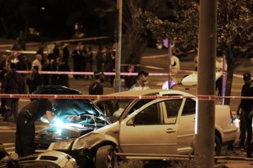 Cảnh sát bắn chết một lái xe đâm chết bé gái, đâm bị thương 8 người, rồi bỏ chạy