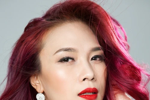 Mỹ Tâm phát hành DVD "Ô cửa màu xanh"