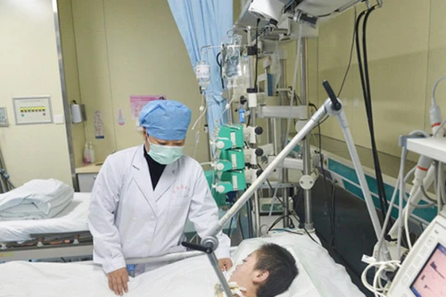 Trung Quốc: Bé gái 11 tuổi hiến tạng cứu 6 người