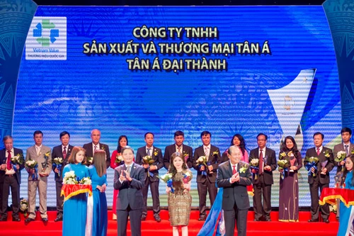 Tân Á Đại Thành "bội thu" giải thưởng dịp cuối năm 2016
