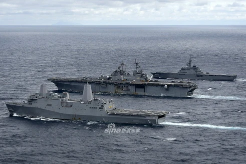 [ẢNH] Chưa cần tàu sân bay, biên đội Hải quân Mỹ - Nhật đã khiến Trung Quốc "phát sốt"
