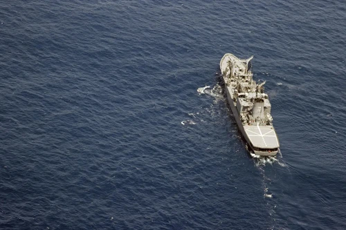 Nhật Bản trục vớt hộp đen của 2 trực thăng quân sự gặp nạn