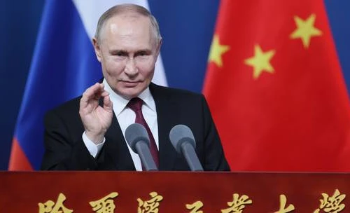 Cháu gái Tổng thống Nga Putin nói tiếng Trung trôi chảy