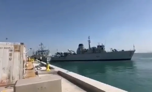 Hai tàu quét mìn của Hải quân Hoàng gia Anh va chạm ở Bahrain