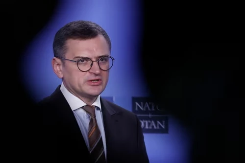 Ngoại trưởng Ukraine Dmytro Kuleba đệ đơn xin từ chức