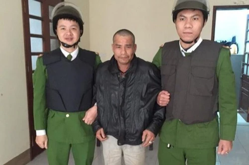 [Tin nhanh sáng 12-1-2021] Khởi tố đối tượng táo tợn dùng dao chém xe CSGT