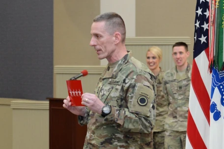 Chế nhạo Đệ nhất phu nhân Jill Biden, Trung tướng Mỹ bị đình chỉ công tác