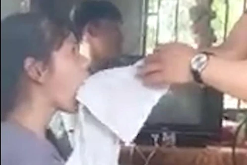 [Tin nhanh sáng 13-4-2021] Người chữa câm điếc bằng cách… rút lưỡi là sinh viên âm nhạc